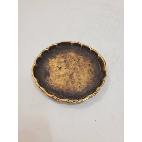 Vintage brass Plate,small small Plate, Trincket Plate, Carved brass Plate, brass - Picture 2 of 8